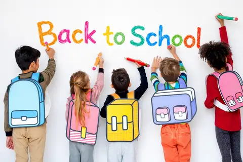 Estudiantes de inglés aprendiendo